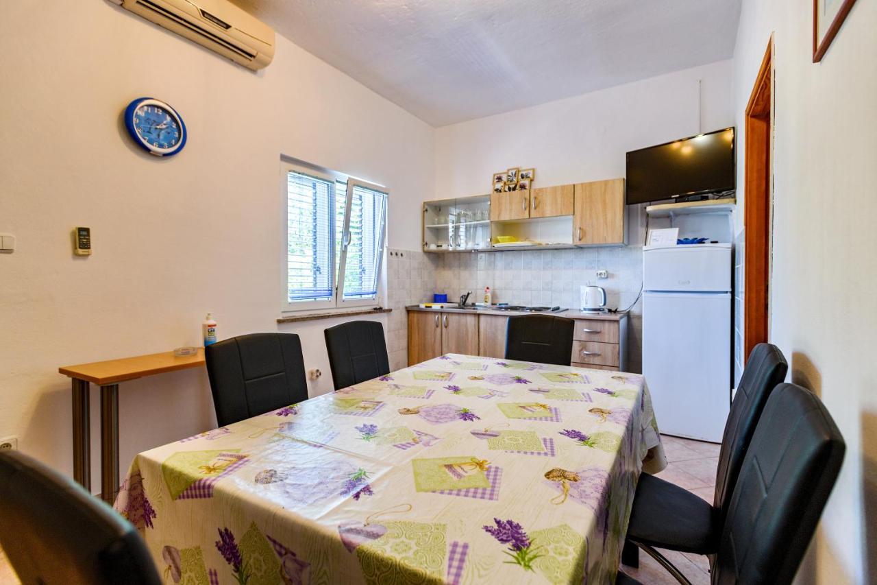 Apartmant Prosika Pag Town Exterior foto