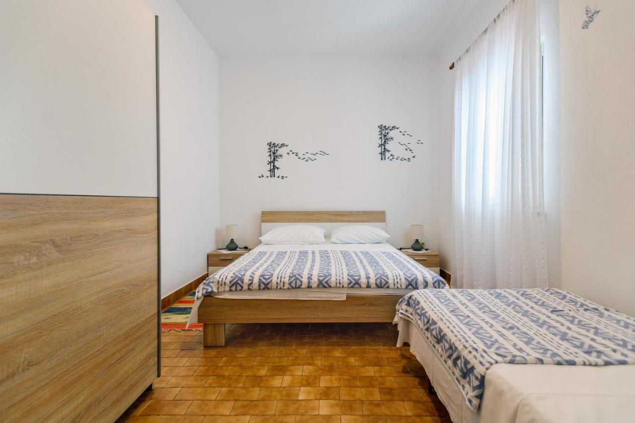 Apartmant Prosika Pag Town Exterior foto